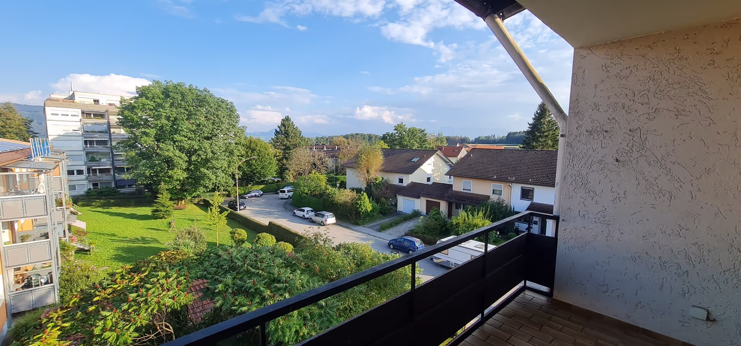 DME Immobilien, Blick aus einer Wohnung 